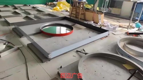 网红千层镜霓虹灯制作工艺与巨迈广告专业定制方案